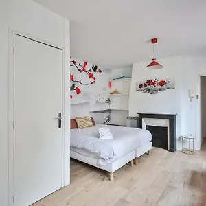  Appartement 42#studio 2pers#sevres-lecourbe#necker