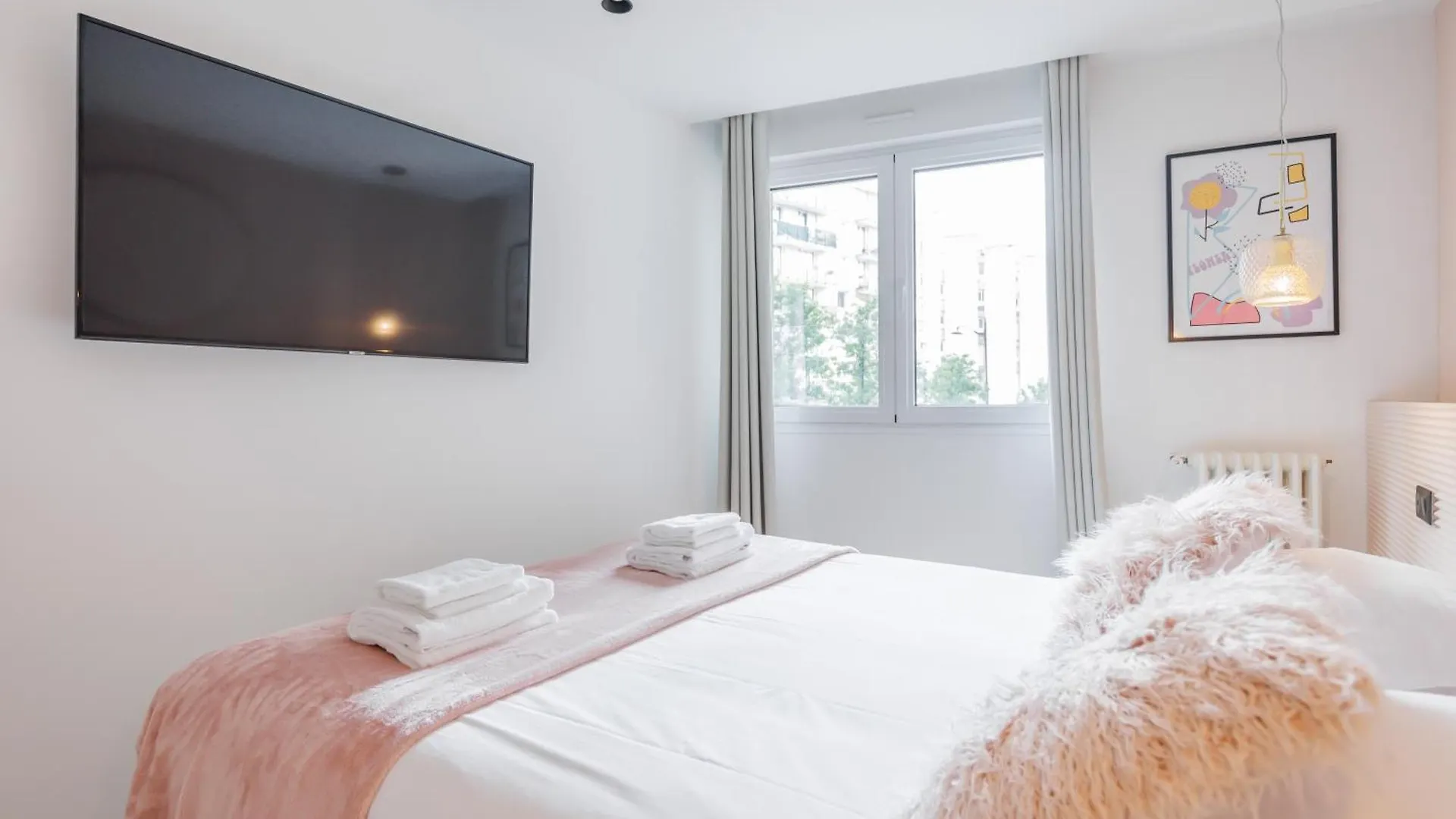 CMG Résidence Canal Saint-Martin / Vellefaux Paris Appartement