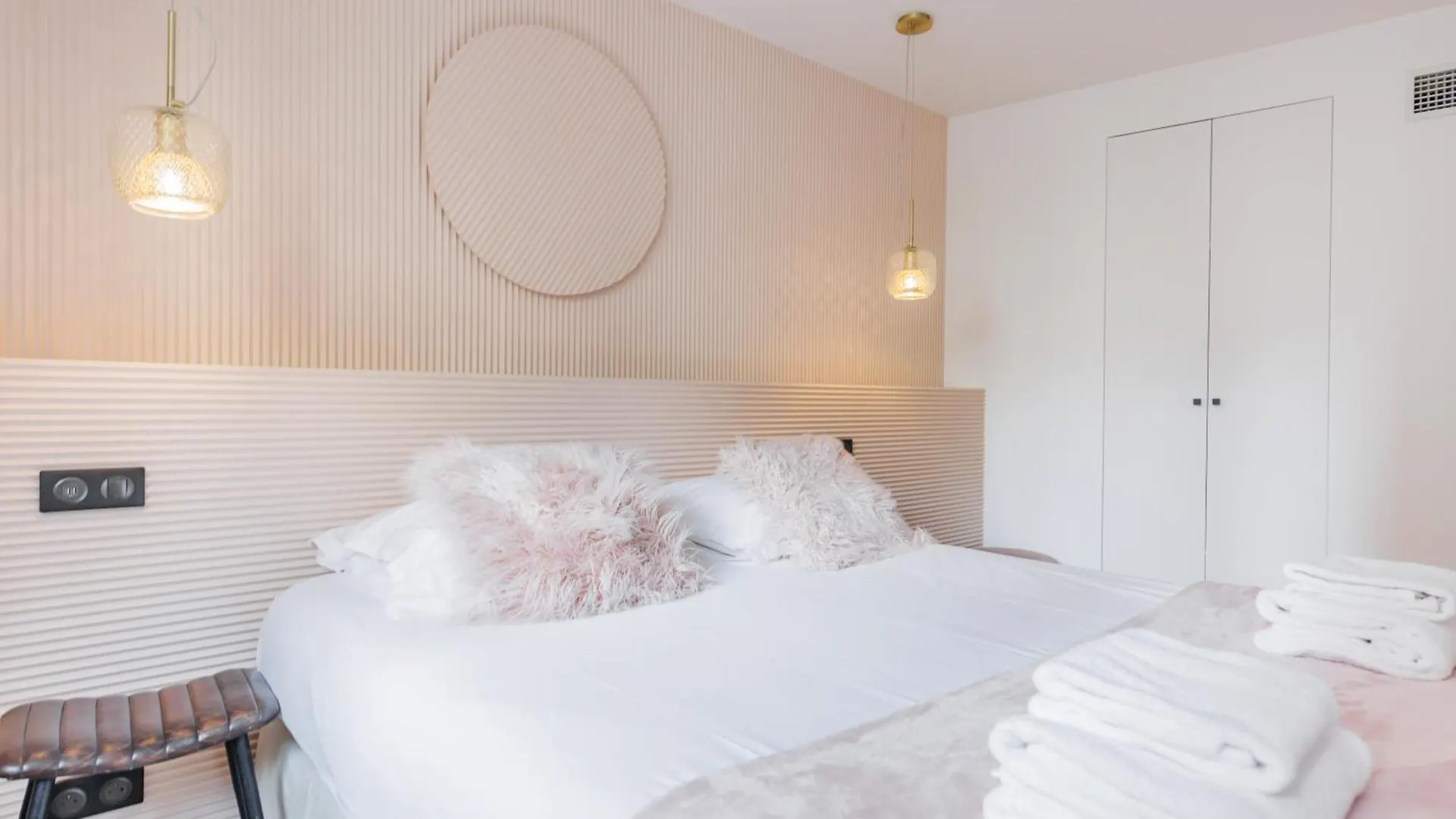 Appartement CMG Résidence Canal Saint-Martin / Vellefaux Paris France